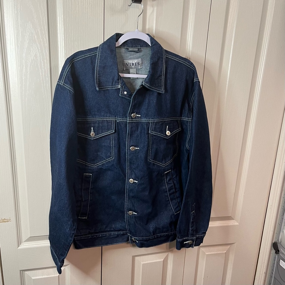 Vibes Men’s Denim Jacket